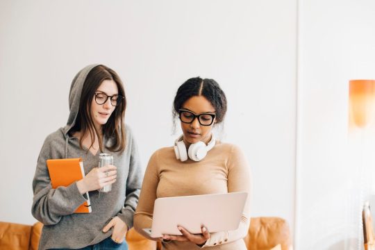 A GLOBAL FEMTECH INNOVATION HUB